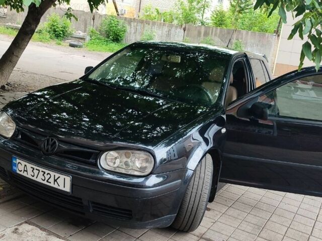 Фольксваген Гольф 2000 в Славянске на Automoto.ua Черный Фольксваген Гольф, объемом двигателя 2 л и пробегом 300 тыс. км за 5500 $, фото 5 на Automoto.ua