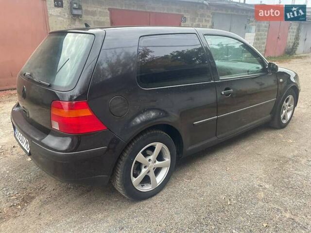 Черный Фольксваген Гольф, объемом двигателя 1.9 л и пробегом 316 тыс. км за 2999 $, фото 25 на Automoto.ua