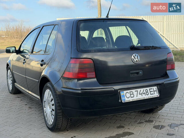 Черный Фольксваген Гольф, объемом двигателя 1.6 л и пробегом 245 тыс. км за 2999 $, фото 19 на Automoto.ua