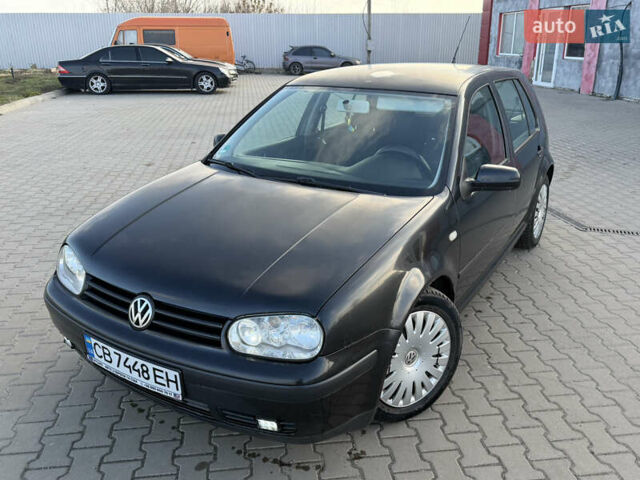 Черный Фольксваген Гольф, объемом двигателя 1.6 л и пробегом 245 тыс. км за 2999 $, фото 12 на Automoto.ua