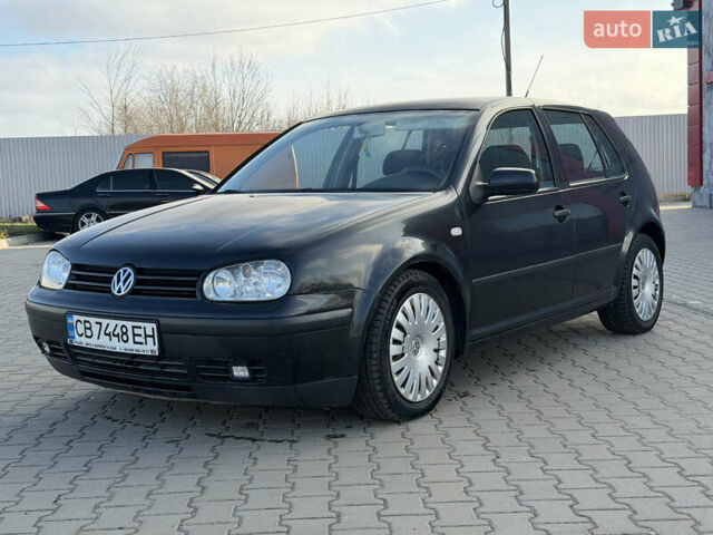Черный Фольксваген Гольф, объемом двигателя 1.6 л и пробегом 245 тыс. км за 2999 $, фото 17 на Automoto.ua