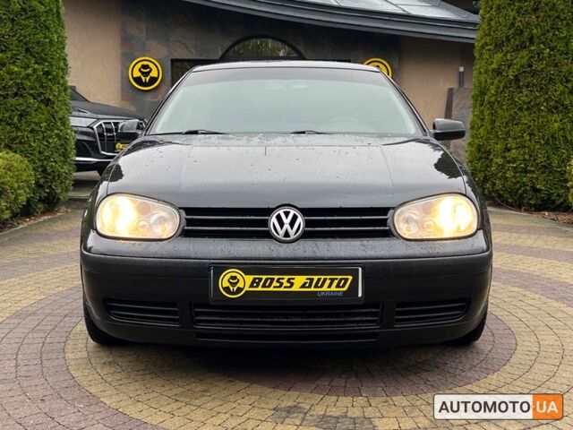 Черный Фольксваген Гольф, объемом двигателя 1.4 л и пробегом 346 тыс. км за 4100 $, фото 1 на Automoto.ua