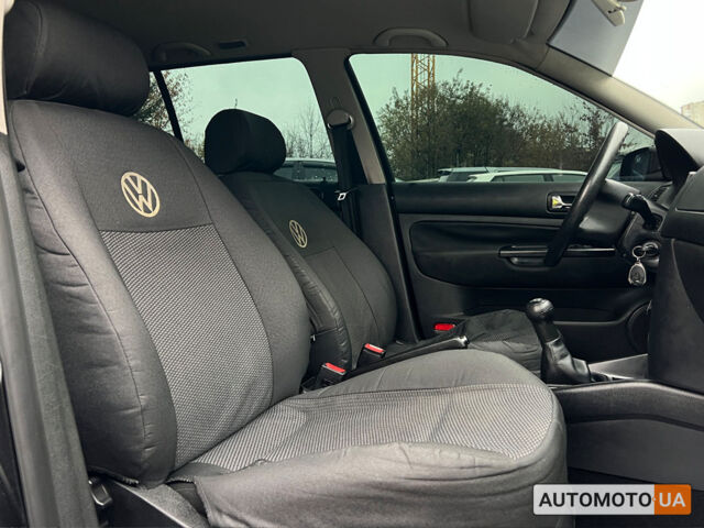 Черный Фольксваген Гольф, объемом двигателя 1.4 л и пробегом 346 тыс. км за 4100 $, фото 8 на Automoto.ua