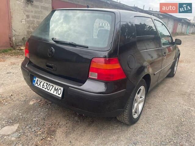 Черный Фольксваген Гольф, объемом двигателя 1.9 л и пробегом 316 тыс. км за 2999 $, фото 24 на Automoto.ua