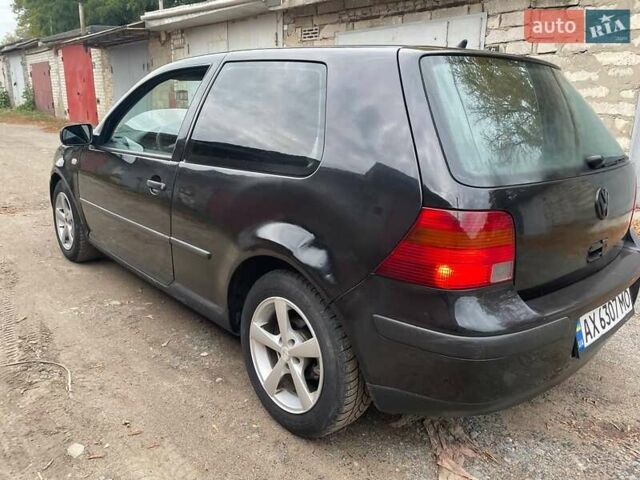 Черный Фольксваген Гольф, объемом двигателя 1.9 л и пробегом 316 тыс. км за 2999 $, фото 28 на Automoto.ua