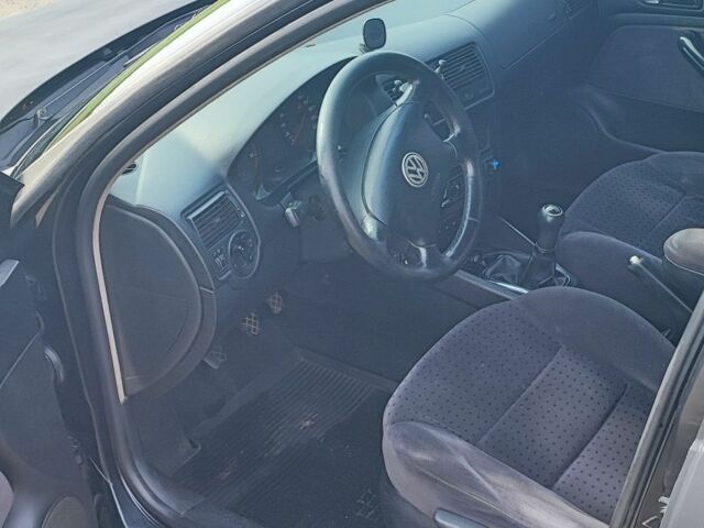 Черный Фольксваген Гольф, объемом двигателя 1.9 л и пробегом 498 тыс. км за 1900 $, фото 9 на Automoto.ua