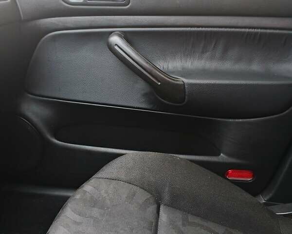 Фольксваген Гольф 2000 в Житомире на Automoto.ua Черный Фольксваген Гольф, объемом двигателя 1.9 л и пробегом 30 тыс. км за 4000 $, фото 2 на Automoto.ua