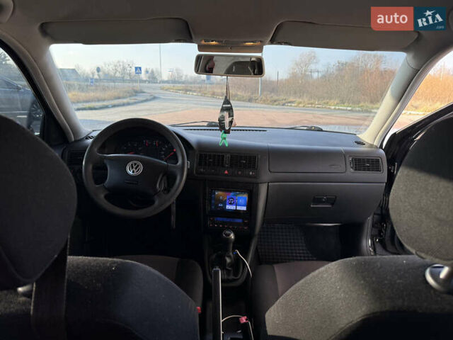 Чорний Фольксваген Гольф, об'ємом двигуна 1.39 л та пробігом 224 тис. км за 2999 $, фото 24 на Automoto.ua