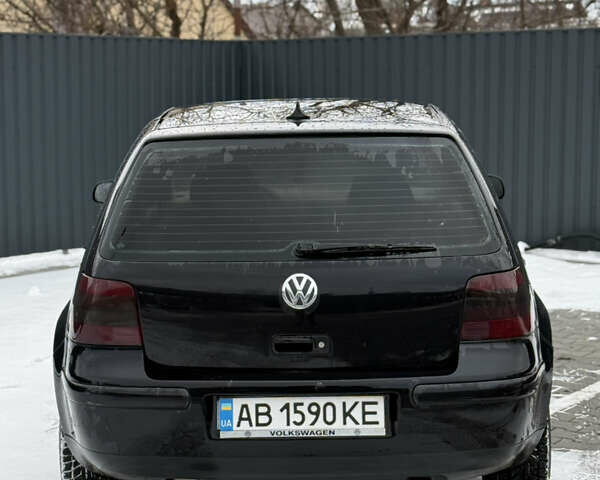 Черный Фольксваген Гольф, объемом двигателя 1.6 л и пробегом 268 тыс. км за 3500 $, фото 3 на Automoto.ua