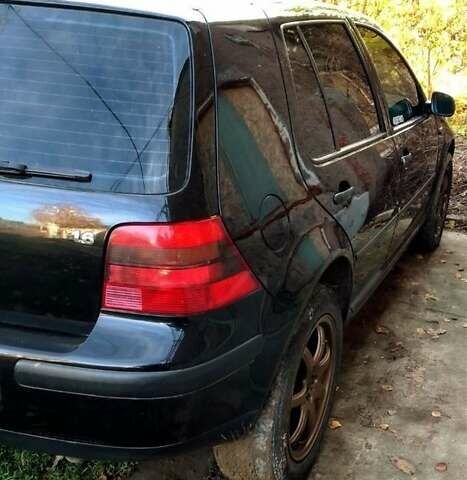 Черный Фольксваген Гольф, объемом двигателя 1.6 л и пробегом 310 тыс. км за 4800 $, фото 6 на Automoto.ua