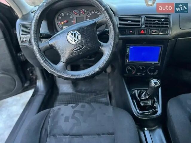 Черный Фольксваген Гольф, объемом двигателя 0 л и пробегом 250 тыс. км за 2900 $, фото 5 на Automoto.ua