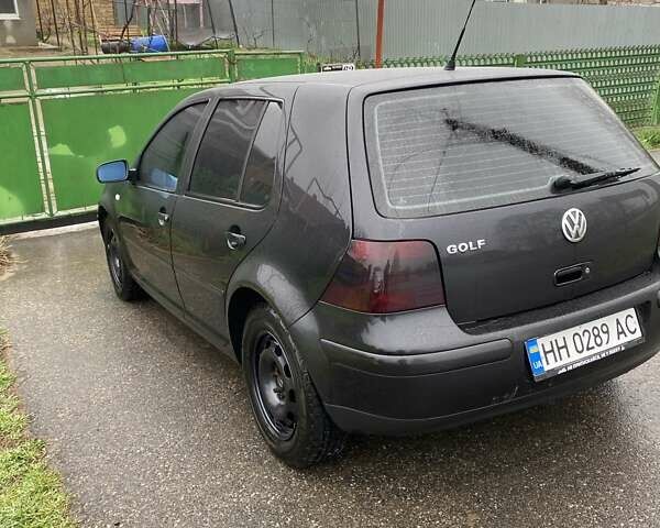 Чорний Фольксваген Гольф, об'ємом двигуна 1.39 л та пробігом 223 тис. км за 4000 $, фото 3 на Automoto.ua