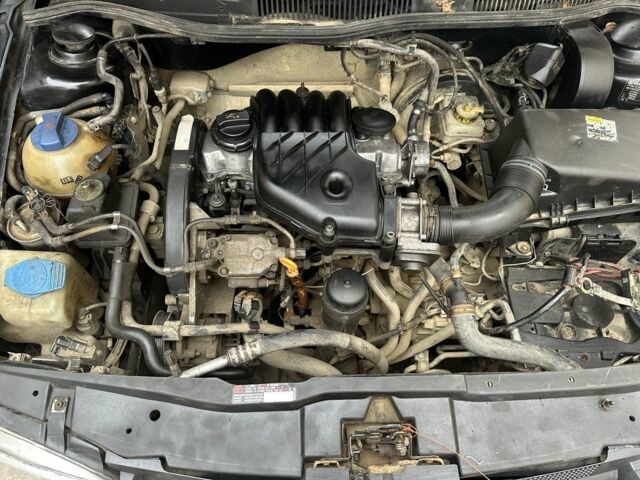 Чорний Фольксваген Гольф, об'ємом двигуна 0 л та пробігом 500 тис. км за 686 $, фото 5 на Automoto.ua