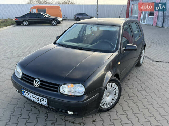 Черный Фольксваген Гольф, объемом двигателя 1.6 л и пробегом 245 тыс. км за 2999 $, фото 11 на Automoto.ua