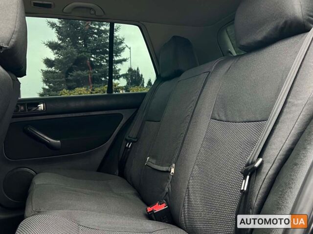 Черный Фольксваген Гольф, объемом двигателя 1.4 л и пробегом 346 тыс. км за 4100 $, фото 9 на Automoto.ua