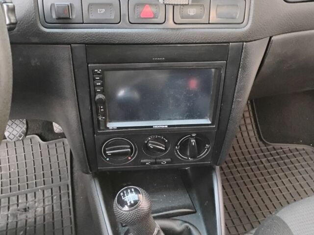 Черный Фольксваген Гольф, объемом двигателя 0 л и пробегом 289 тыс. км за 3850 $, фото 17 на Automoto.ua