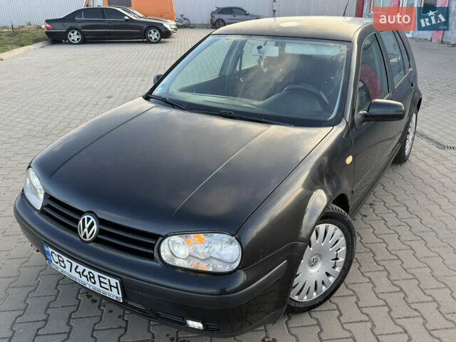 Черный Фольксваген Гольф, объемом двигателя 1.6 л и пробегом 245 тыс. км за 2999 $, фото 13 на Automoto.ua