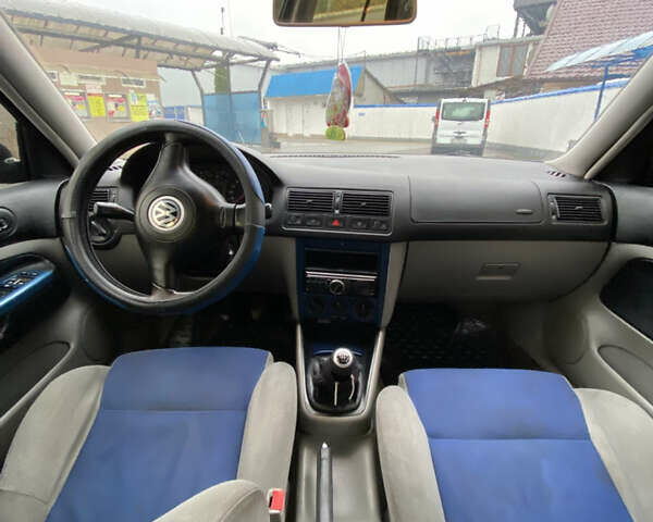 Чорний Фольксваген Гольф, об'ємом двигуна 1.39 л та пробігом 255 тис. км за 3400 $, фото 9 на Automoto.ua