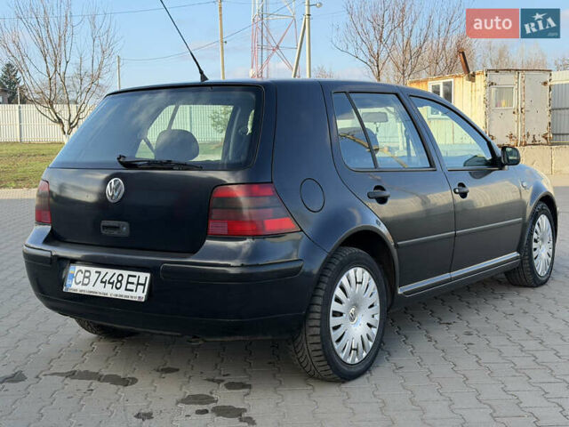Черный Фольксваген Гольф, объемом двигателя 1.6 л и пробегом 245 тыс. км за 2999 $, фото 21 на Automoto.ua