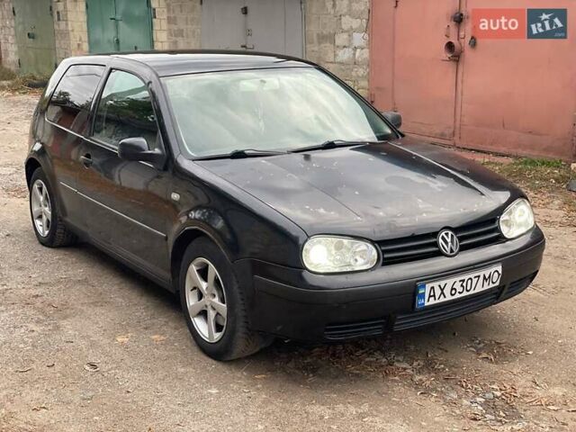 Черный Фольксваген Гольф, объемом двигателя 1.9 л и пробегом 316 тыс. км за 2999 $, фото 6 на Automoto.ua