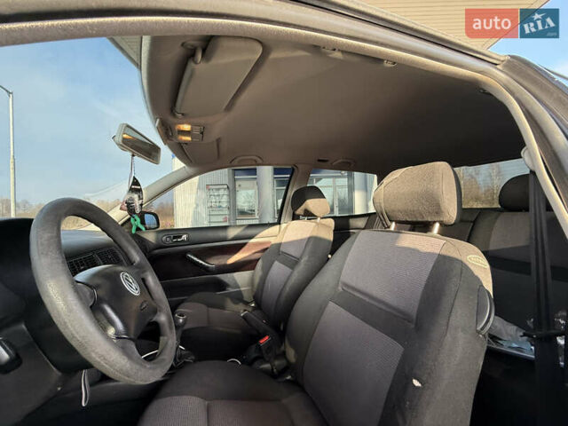 Чорний Фольксваген Гольф, об'ємом двигуна 1.39 л та пробігом 224 тис. км за 2999 $, фото 20 на Automoto.ua