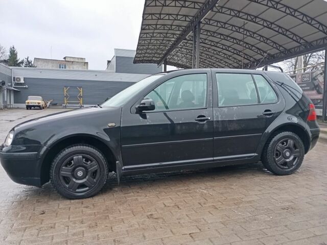 Черный Фольксваген Гольф, объемом двигателя 0 л и пробегом 243 тыс. км за 3850 $, фото 2 на Automoto.ua