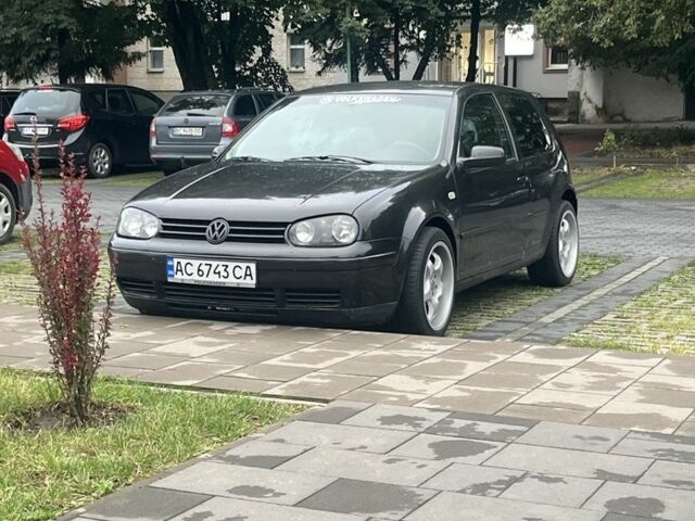 Черный Фольксваген Гольф, объемом двигателя 1.9 л и пробегом 210 тыс. км за 2700 $, фото 1 на Automoto.ua