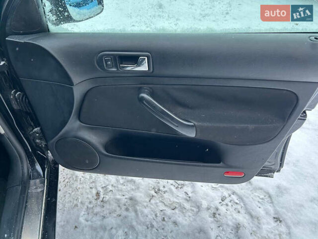 Чорний Фольксваген Гольф, об'ємом двигуна 1.39 л та пробігом 289 тис. км за 3700 $, фото 32 на Automoto.ua