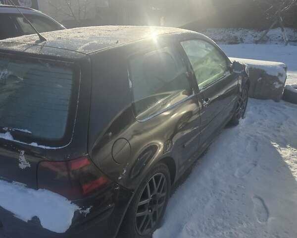 Черный Фольксваген Гольф, объемом двигателя 1.9 л и пробегом 400 тыс. км за 1500 $, фото 2 на Automoto.ua