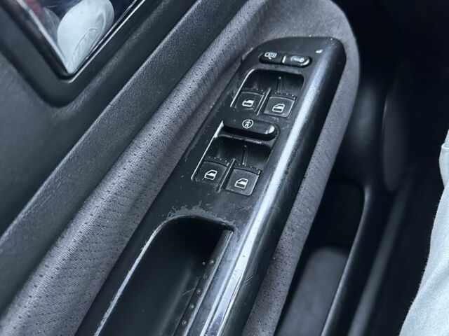 Чорний Фольксваген Гольф, об'ємом двигуна 1.4 л та пробігом 3 тис. км за 2500 $, фото 5 на Automoto.ua