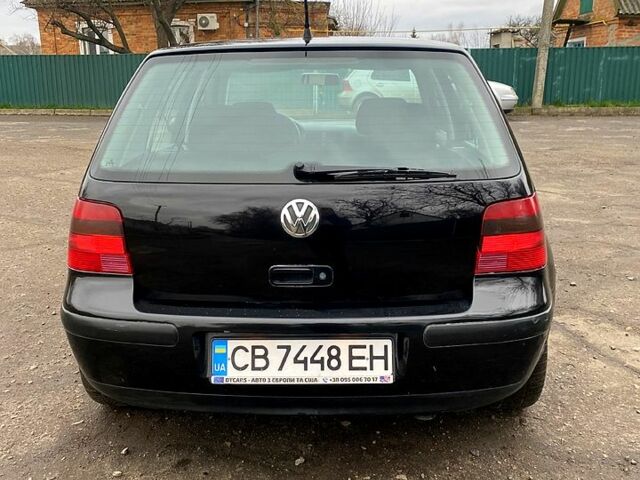Черный Фольксваген Гольф, объемом двигателя 1.6 л и пробегом 240 тыс. км за 3499 $, фото 5 на Automoto.ua