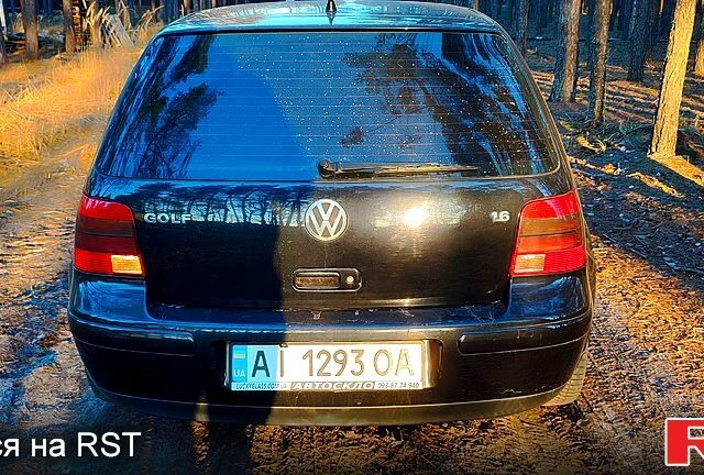 Черный Фольксваген Гольф, объемом двигателя 1.6 л и пробегом 260 тыс. км за 4000 $, фото 7 на Automoto.ua