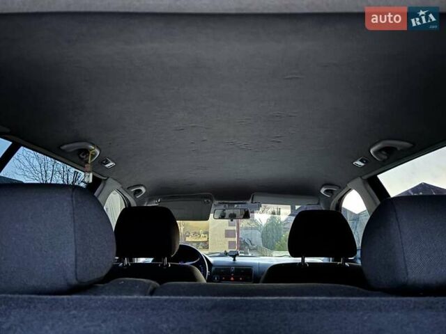 Черный Фольксваген Гольф, объемом двигателя 1.39 л и пробегом 253 тыс. км за 4900 $, фото 13 на Automoto.ua