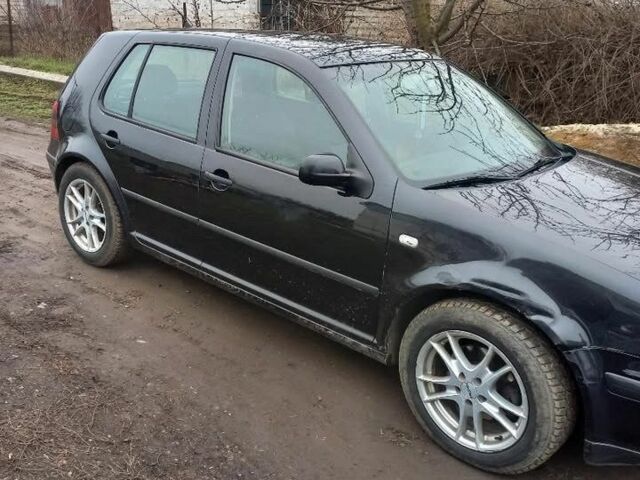 Черный Фольксваген Гольф, объемом двигателя 1.9 л и пробегом 346 тыс. км за 1700 $, фото 5 на Automoto.ua