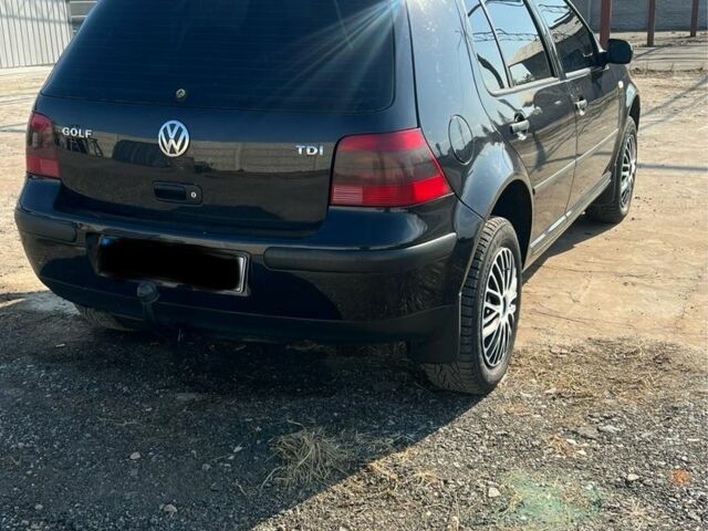 Черный Фольксваген Гольф, объемом двигателя 0 л и пробегом 250 тыс. км за 2800 $, фото 7 на Automoto.ua