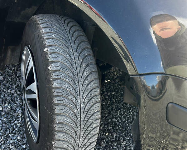 Черный Фольксваген Гольф, объемом двигателя 1.6 л и пробегом 260 тыс. км за 4950 $, фото 7 на Automoto.ua