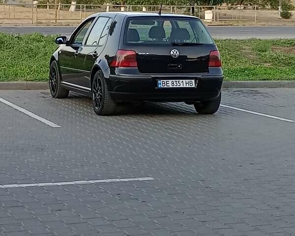 Черный Фольксваген Гольф, объемом двигателя 1.39 л и пробегом 174 тыс. км за 4700 $, фото 19 на Automoto.ua