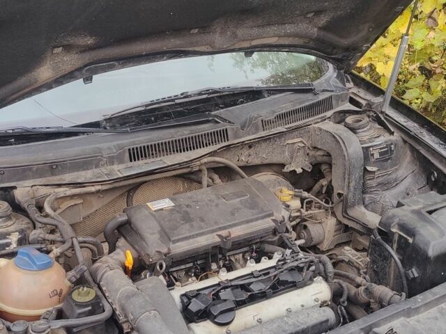 Чорний Фольксваген Гольф, об'ємом двигуна 1.6 л та пробігом 235 тис. км за 3950 $, фото 6 на Automoto.ua