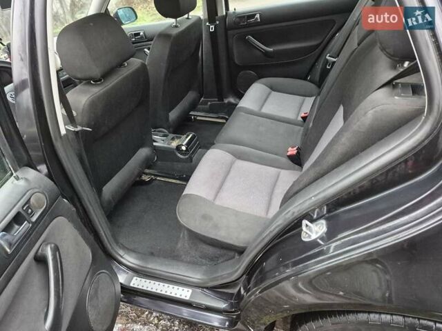 Чорний Фольксваген Гольф, об'ємом двигуна 1.39 л та пробігом 298 тис. км за 4200 $, фото 9 на Automoto.ua