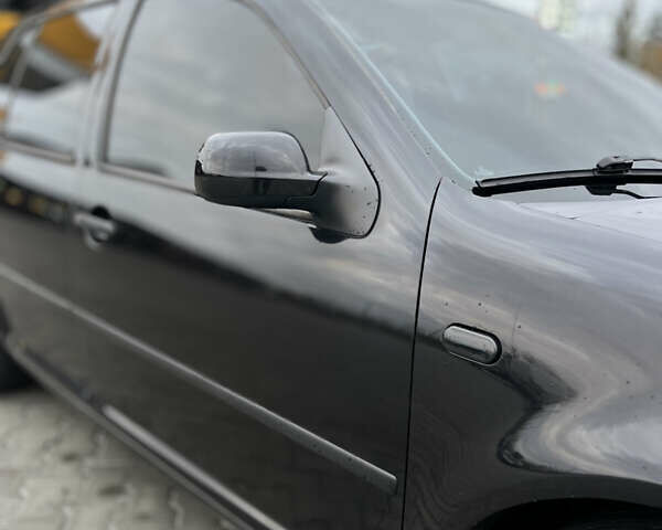 Чорний Фольксваген Гольф, об'ємом двигуна 1.39 л та пробігом 280 тис. км за 4000 $, фото 5 на Automoto.ua