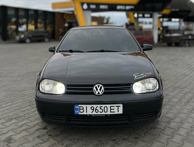 Чорний Фольксваген Гольф, об'ємом двигуна 1.39 л та пробігом 280 тис. км за 4000 $, фото 1 на Automoto.ua