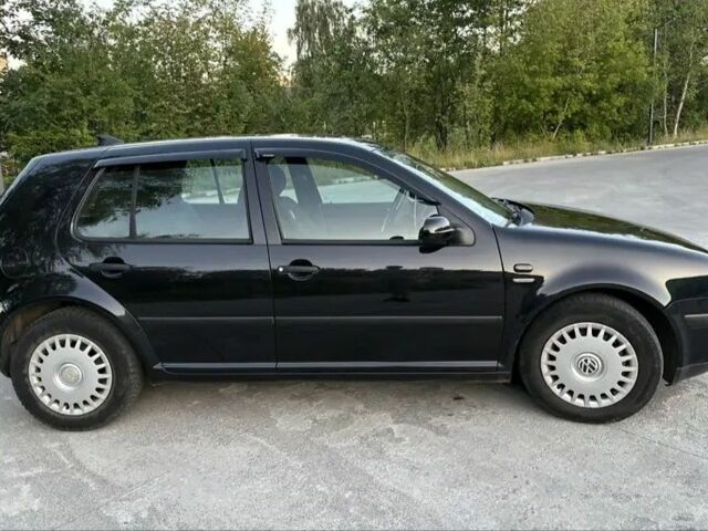 Черный Фольксваген Гольф, объемом двигателя 1.4 л и пробегом 288 тыс. км за 1861 $, фото 2 на Automoto.ua