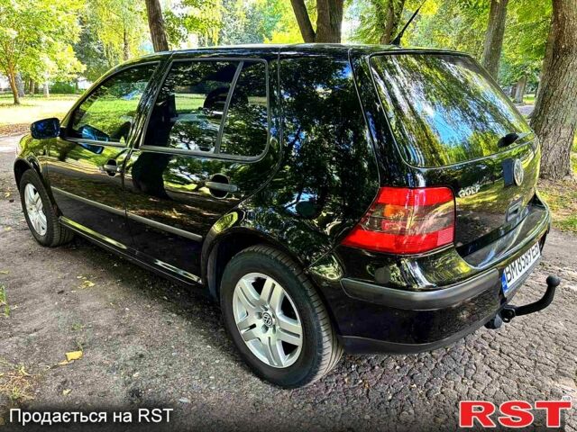 Черный Фольксваген Гольф, объемом двигателя 1.4 л и пробегом 253 тыс. км за 4900 $, фото 3 на Automoto.ua