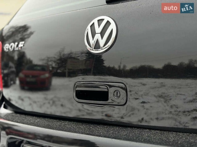 Чорний Фольксваген Гольф, об'ємом двигуна 1.39 л та пробігом 218 тис. км за 4500 $, фото 14 на Automoto.ua