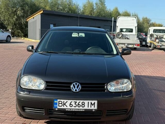 Чорний Фольксваген Гольф, об'ємом двигуна 1.4 л та пробігом 227 тис. км за 3750 $, фото 3 на Automoto.ua