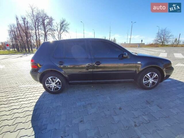 Чорний Фольксваген Гольф, об'ємом двигуна 1.6 л та пробігом 206 тис. км за 4150 $, фото 2 на Automoto.ua
