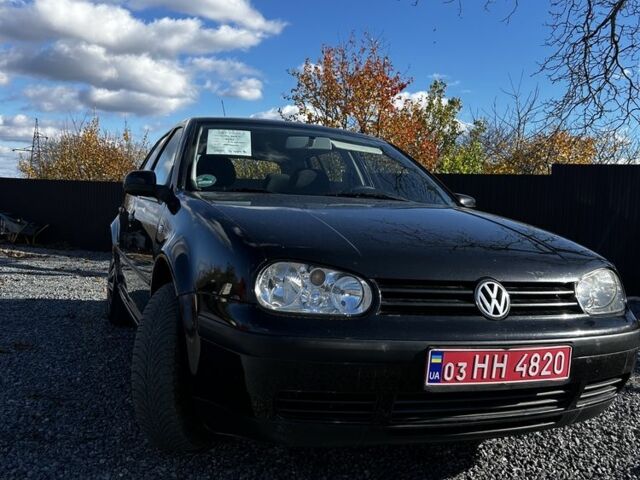 Черный Фольксваген Гольф, объемом двигателя 1.6 л и пробегом 260 тыс. км за 4950 $, фото 2 на Automoto.ua