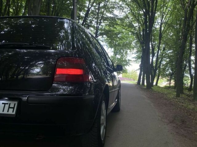 Чорний Фольксваген Гольф, об'ємом двигуна 1.4 л та пробігом 260 тис. км за 3400 $, фото 2 на Automoto.ua