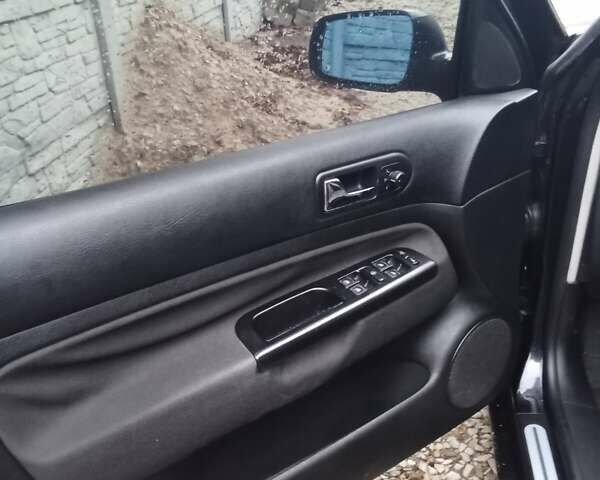 Фольксваген Гольф 2001 у Сумах на Automoto.ua Чорний Фольксваген Гольф, об'ємом двигуна 1.39 л та пробігом 20 тис. км за 5000 $, фото 5 на Automoto.ua