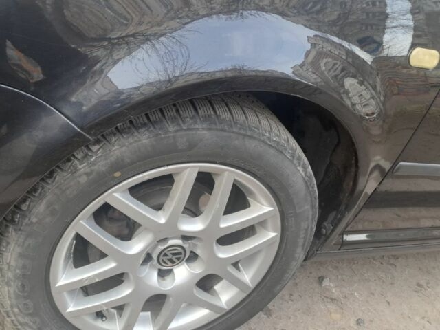 Черный Фольксваген Гольф, объемом двигателя 1.6 л и пробегом 230 тыс. км за 4600 $, фото 7 на Automoto.ua